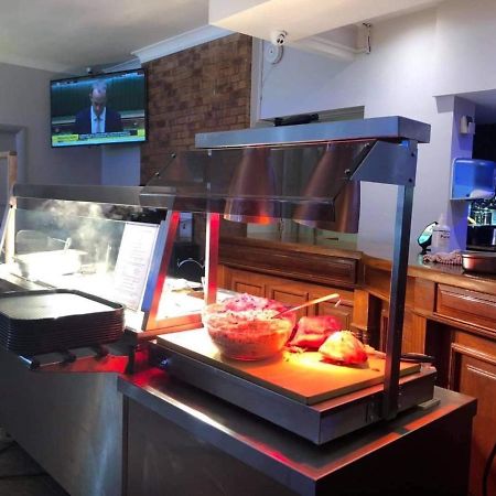 Balreask Bar, Restaurant & Guest Accommodation Navan Luaran gambar