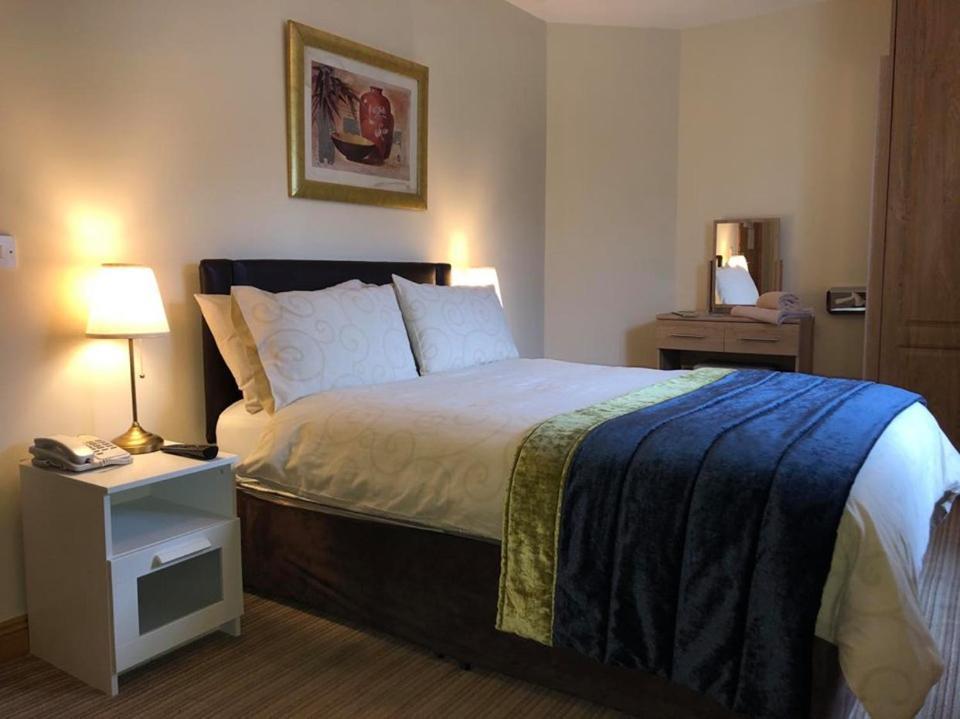 Balreask Bar, Restaurant & Guest Accommodation Navan Luaran gambar